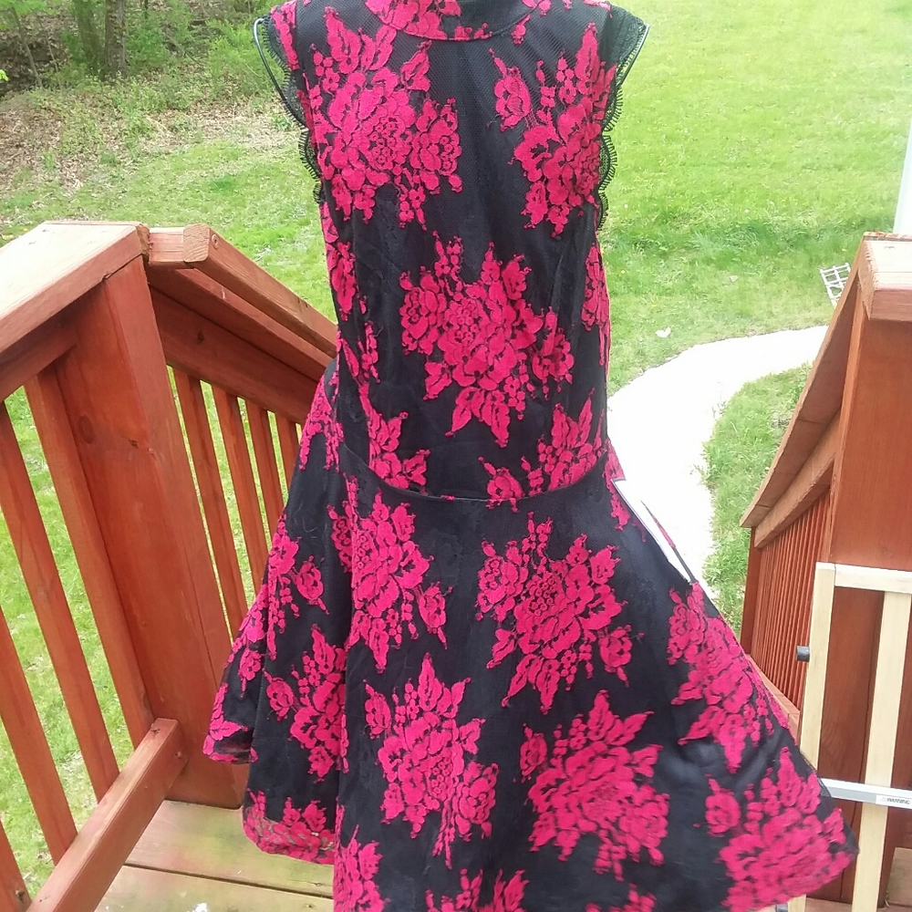 NWT City Studio black and red floral party dress